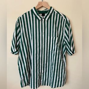H&M green & white striped button down t-shirt